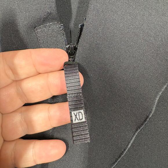 XD Xenia Design Womens 36/6 US Black Asymmetrical Mesh Long Sleeves - Picture 11 of 11